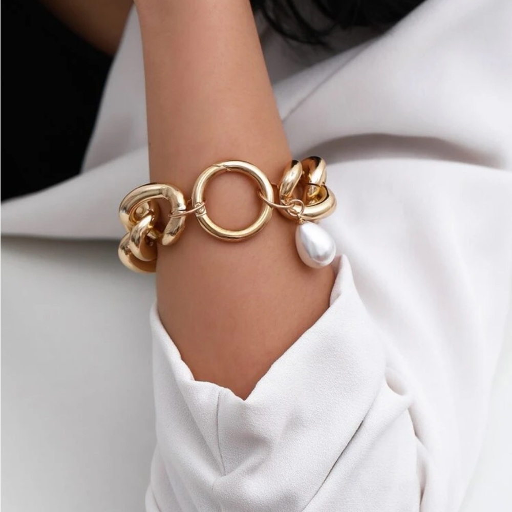 Faux Pearl Gold Tone Chain Decor Bracelet - NWT